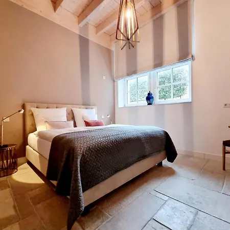 Lejlighed Thuers Im Busch - Gute Stube - Ab 3 Naechte - Mit Stil In *